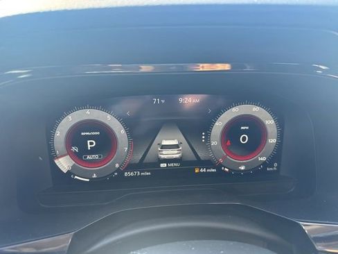 Used 2022 Nissan Pathfinder Platinum w/ Cargo Package AWD/4WD image 18