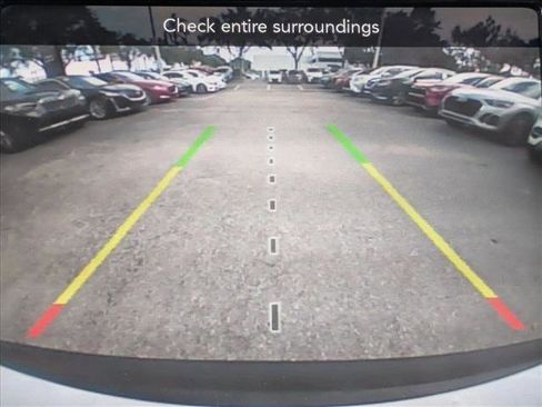 Used 2019 Jeep Cherokee Limited image 12