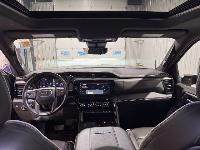 Used 2025 GMC Sierra 2500 AT4X AWD/4WD image 21