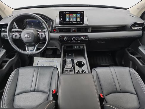 Used 2024 Honda Pilot Elite image 10