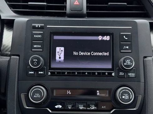 Used 2018 Honda Civic Sport image 34