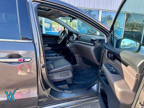 Used 2020 Honda Odyssey Elite image 18