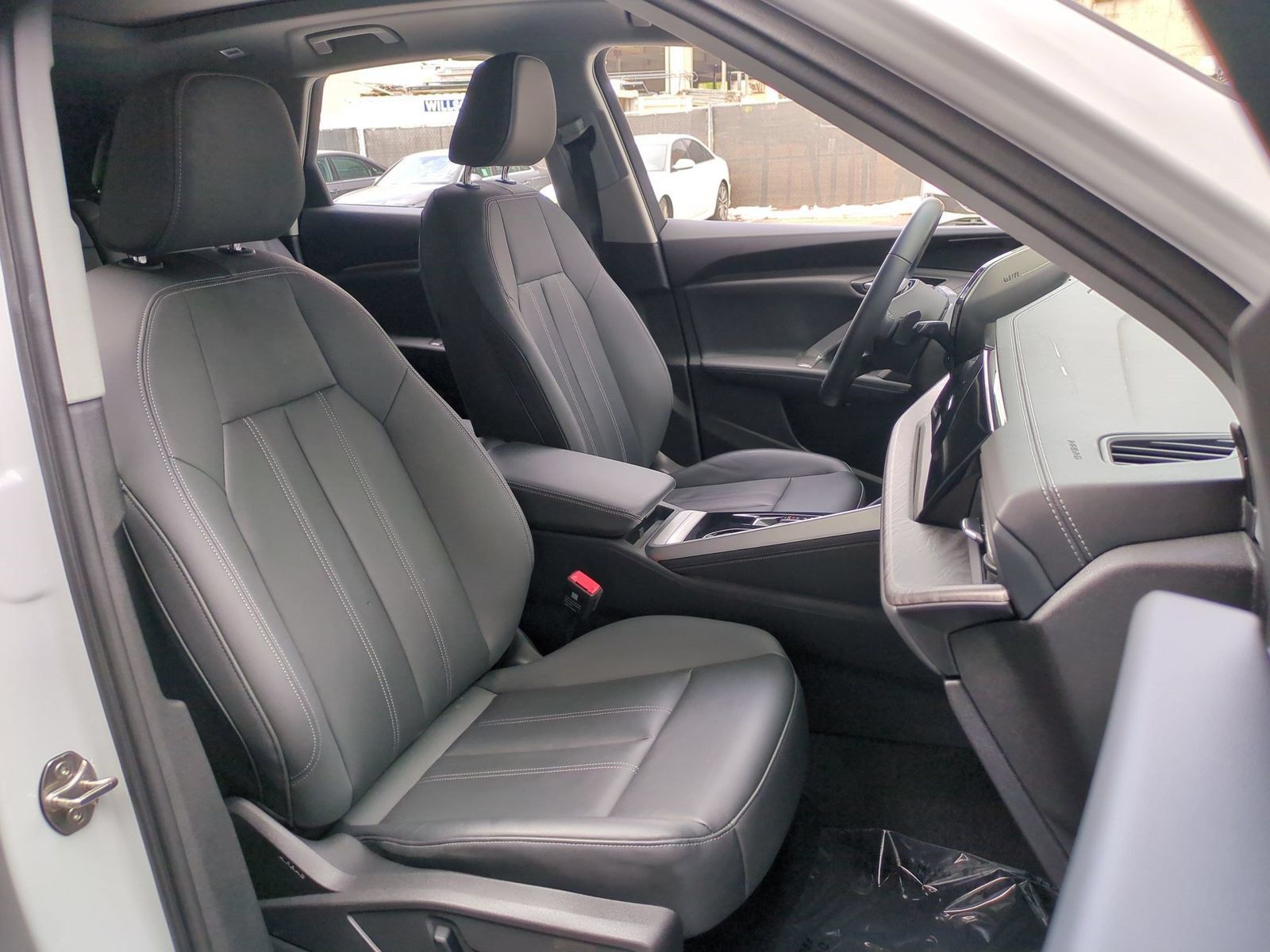 Used 2025 Audi Q5 Premium w/ Convenience Package AWD/4WD image 27