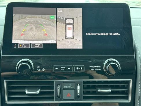 Used 2024 INFINITI QX80 Luxe image 13