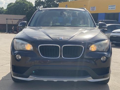 Used 2015 BMW X1 sDrive28i RWD image 3