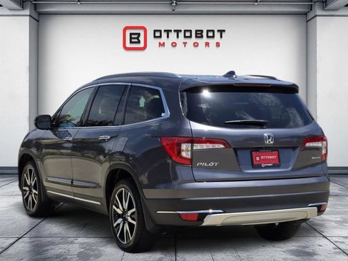 Used 2021 Honda Pilot Touring image 3