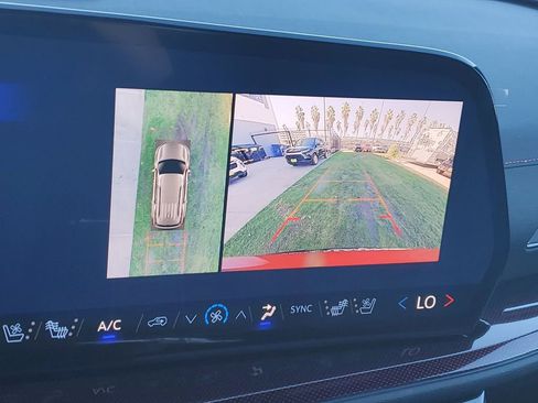 New 2026 Chevrolet Traverse RS image 26