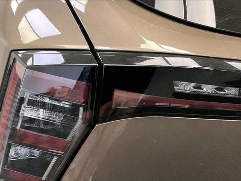 Certified 2025 Nissan Kicks SR image 26