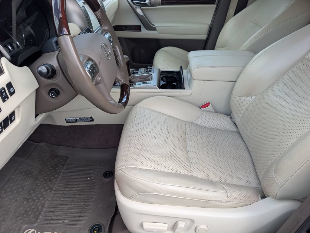 Used 2019 Lexus GX 460 Luxury AWD/4WD image 8