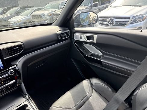 Used 2023 Ford Explorer ST w/ Equipment Group 401A AWD/4WD image 16