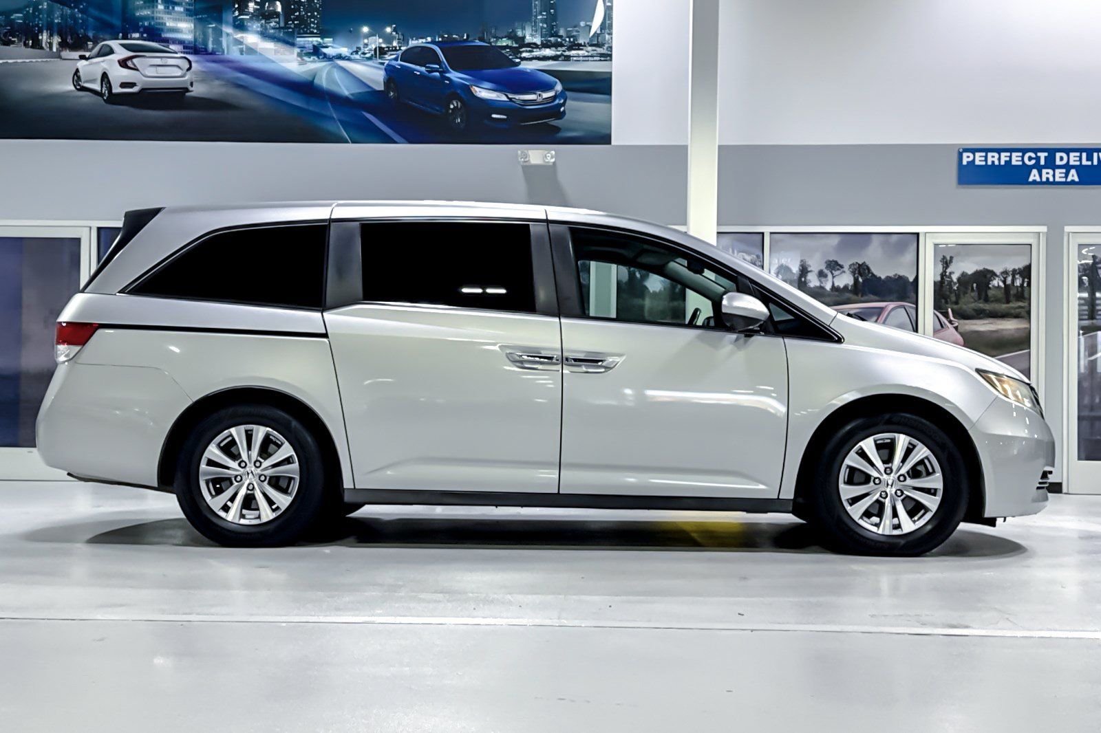 Used 2014 Honda Odyssey EX-L image 8