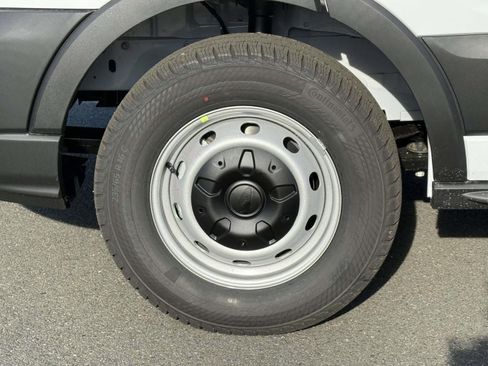 New 2026 Ford Transit 250 Low Roof w/ Load Area Protection Package RWD image 7