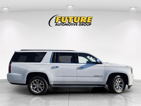 Used 2016 GMC Yukon XL SLE w/ HD Trailering Package image 3