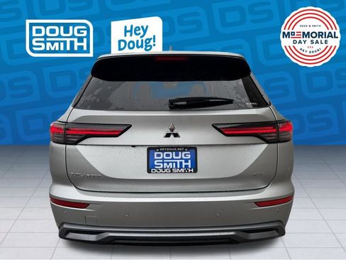 New 2026 Mitsubishi Outlander SEL AWD/4WD image 3