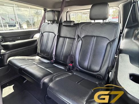 Used 2024 Jeep Wagoneer L Series II RWD image 25