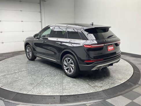 Used 2023 Lincoln Corsair AWD w/ Towing Package image 2