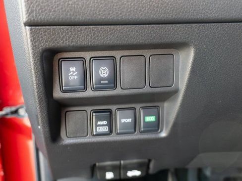 Used 2022 Nissan Rogue Sport S AWD/4WD image 18