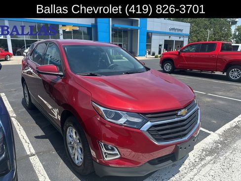 Used 2018 Chevrolet Equinox LT FWD image 2