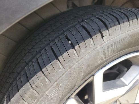 Used 2023 Hyundai Palisade SEL image 6