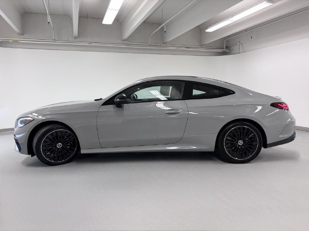 Certified 2026 Mercedes-Benz CLE 300 4MATIC Coupe image 5