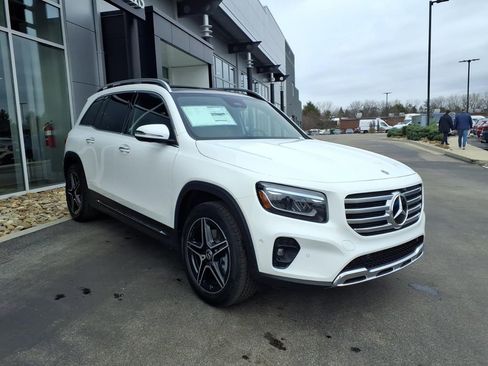 New 2026 Mercedes-Benz GLB 250 4MATIC image 8