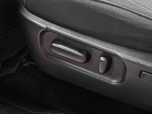 Certified 2023 Toyota Tacoma TRD Off-Road image 23