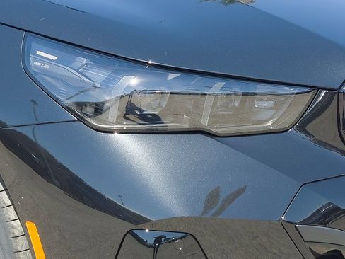 New 2027 BMW i5 eDrive40 w/ M Sport Package RWD image 6