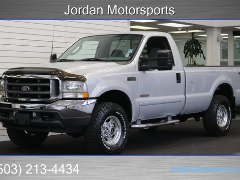 Used 2003 Ford F250 XLT image 3