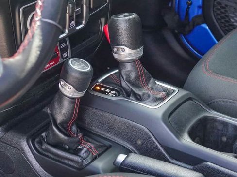 Certified 2021 Jeep Wrangler Unlimited Rubicon w/ Xtreme Recon 35" Tire Package image 18