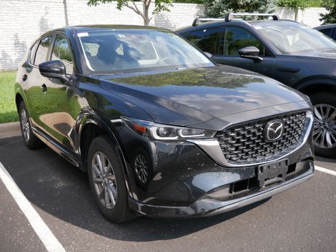 Used 2025 MAZDA CX-5 AWD 2.5 S w/ Preferred Package image 5