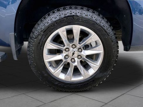 Used 2020 Chevrolet Silverado 1500 LTZ w/ LTZ Texas Edition RWD image 11