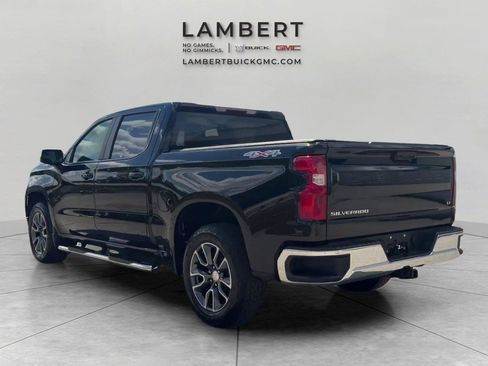 Used 2024 Chevrolet Silverado 1500 LT AWD/4WD image 3