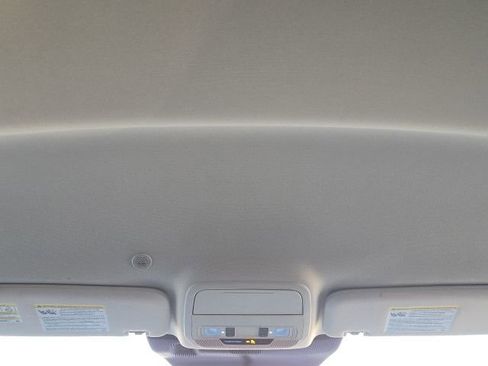 Used 2025 Ford Explorer Active image 43