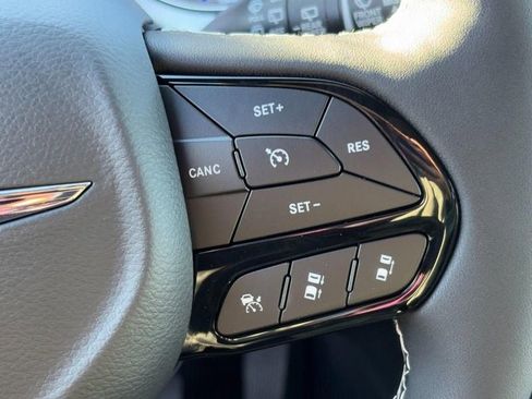 New 2026 Chrysler Pacifica Limited w/ S Appearance Package image 14