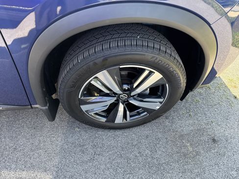 Used 2021 Nissan Rogue SL image 60