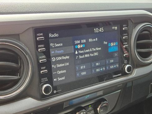 Used 2022 Toyota Tacoma TRD Off-Road image 25