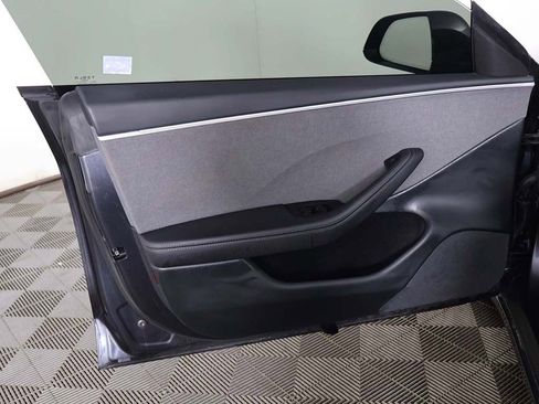 Used 2025 Tesla Model 3 Long Range RWD image 25