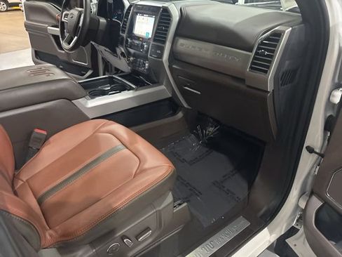 Used 2019 Ford F450 King Ranch w/ King Ranch Ultimate Package image 38