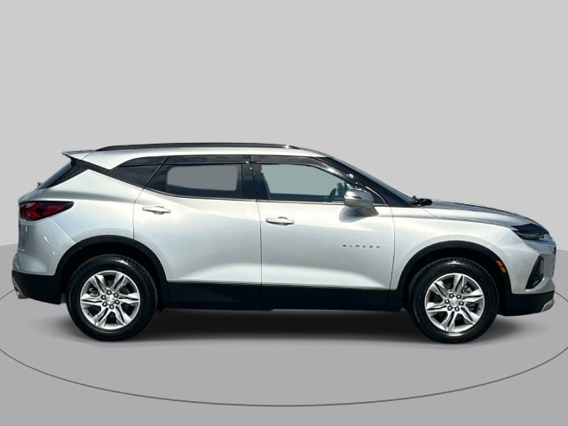 Used 2020 Chevrolet Blazer LT FWD image 3