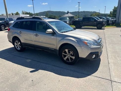 Used 2014 Subaru Outback 2.5i Limited AWD/4WD image 11