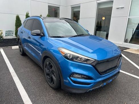 Used 2016 Hyundai Tucson Limited w/ Option Group 03 AWD/4WD image 2