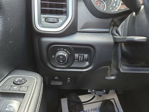 Used 2021 RAM 1500 Laramie AWD/4WD image 21