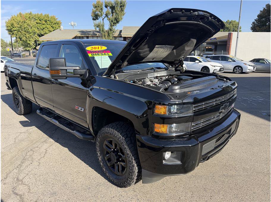 Used 2017 Chevrolet Silverado 2500 LTZ w/ Duramax Plus Package AWD/4WD image 29
