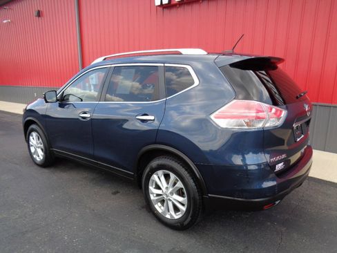 Used 2015 Nissan Rogue SV w/ SV Premium Package FWD image 7