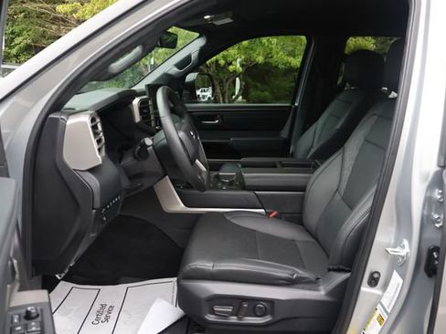 Used 2025 Toyota Tundra Limited w/ TRD Off-Road Package AWD/4WD image 18