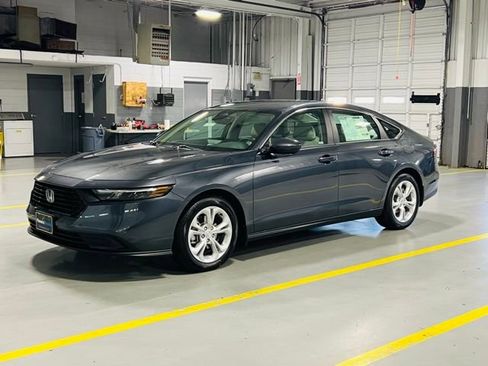 New 2026 Honda Accord LX image 12
