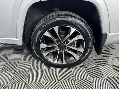 Used 2023 Jeep Grand Cherokee L Overland w/ Trailer Tow Group (B) image 37