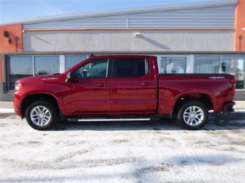Used 2024 Chevrolet Silverado 1500 RST w/ Convenience Package II image 2