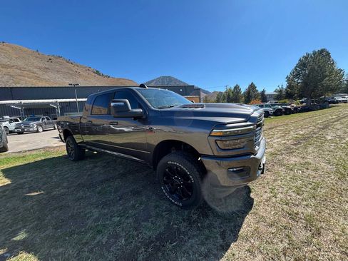 New 2025 RAM 2500 Laramie w/ Night Edition image 17