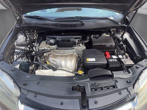 Used 2015 Toyota Camry XSE w/ Moonroof Package FWD image 19